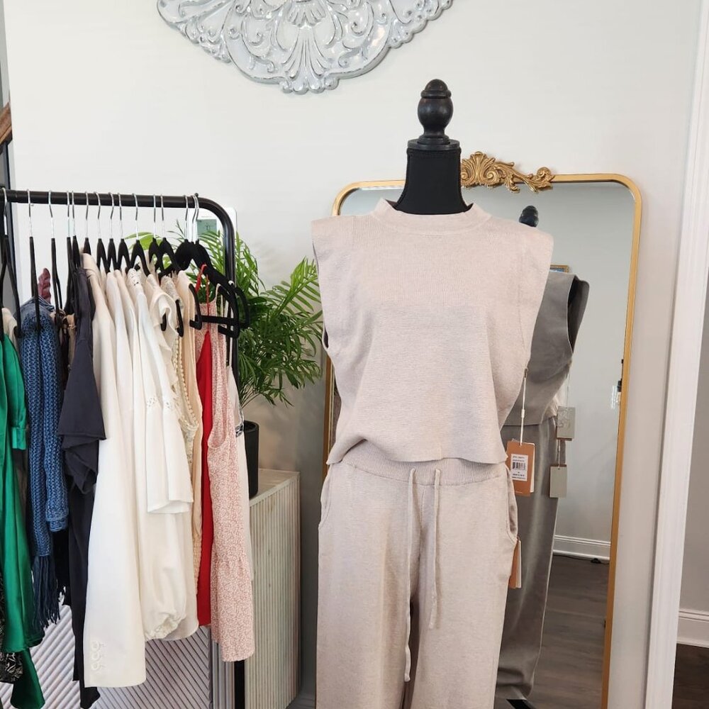 Cyrus NY 2-Piece Sweater Set | Women's Fall Outfit | Trendy & Cozy Loungewear |